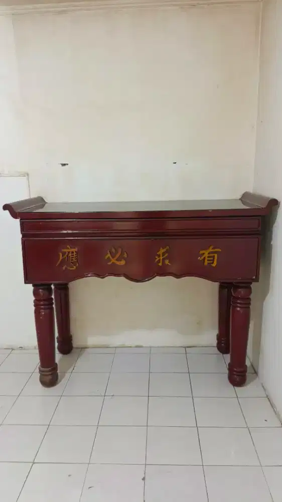 Meja pekong sembayang