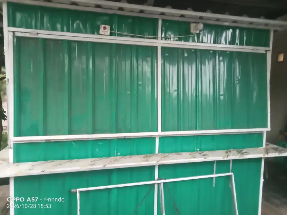Kontainer jualan
