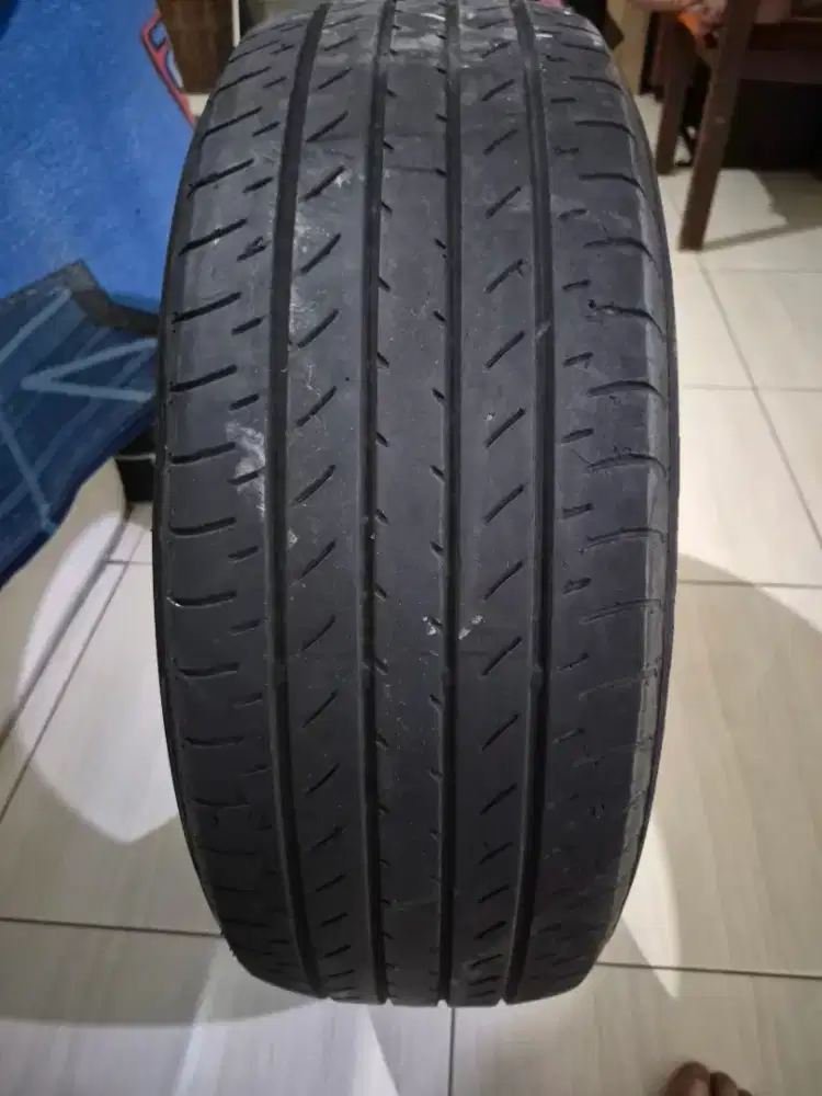 BAN YOKOHAMA 225/60 R18 100H
