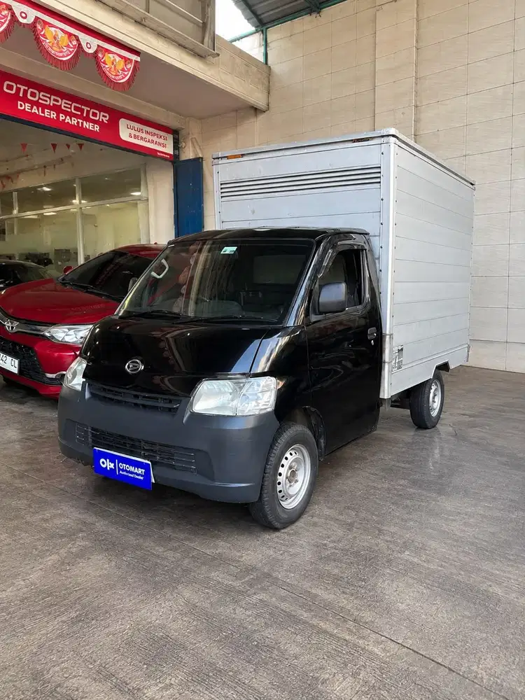 DAIHATSU 2014 GRANDMAX BOX 1.3 M/T HITAM MURAH OTOMART 286 KENJERAN