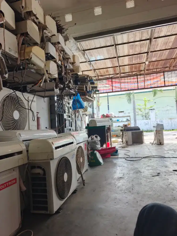 Kmi menerima AC bekas bagus dan rusak