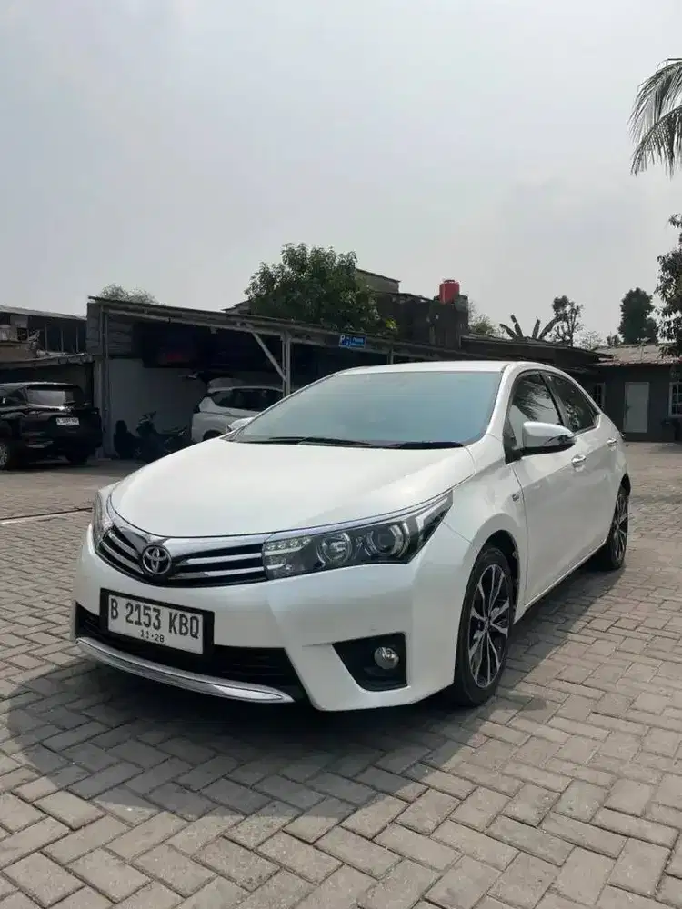 Dijual Toyota Corolla Altis 2016 – Matic, KM Rendah, Siap Transaksi