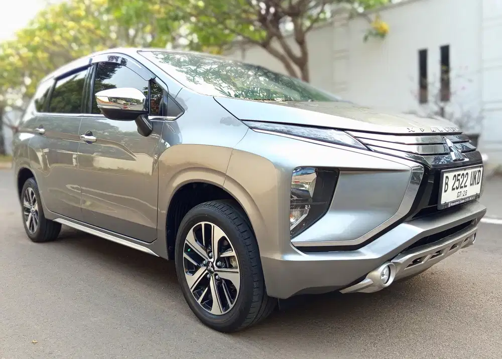 Mitsubishi Xpander 1.5 Ultimate AT 2018 Abu2 Istimewa Skali Siap Pakai