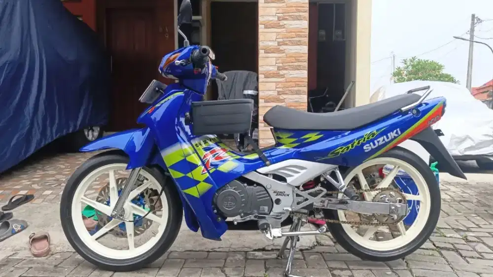 Suzuki satria 2 tak