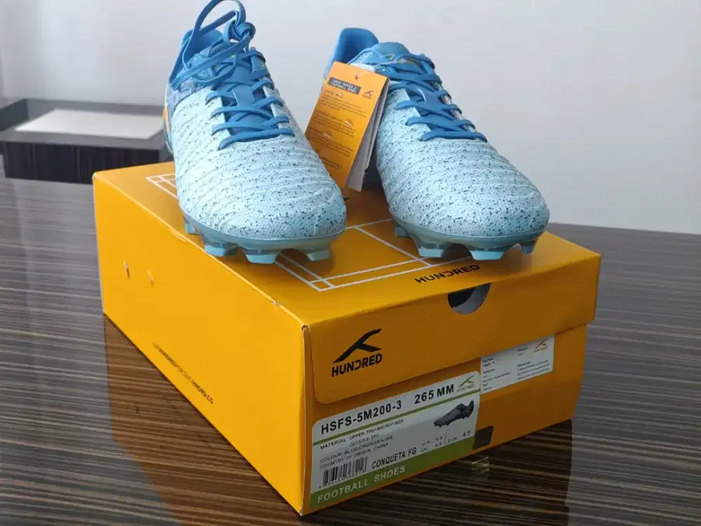 Sepatu Sepakbola Conqueta FG by Hundred