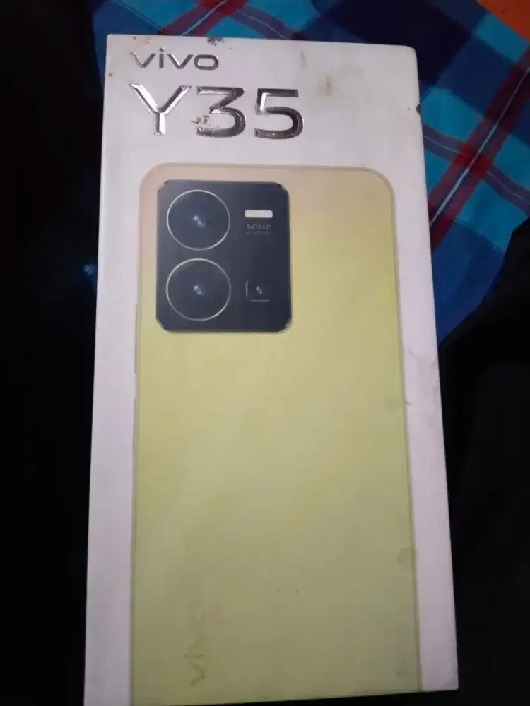 Didol bae keh HP vivo y35 ram 8gb/128gb warna gold