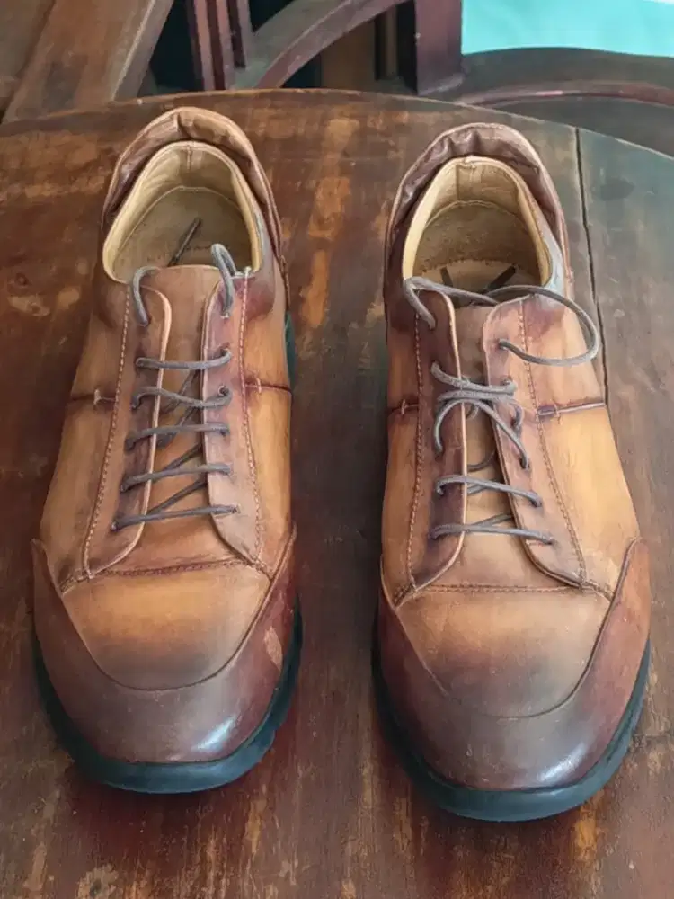 Sepatu Leather Sneakers Forli by Mario Minardi