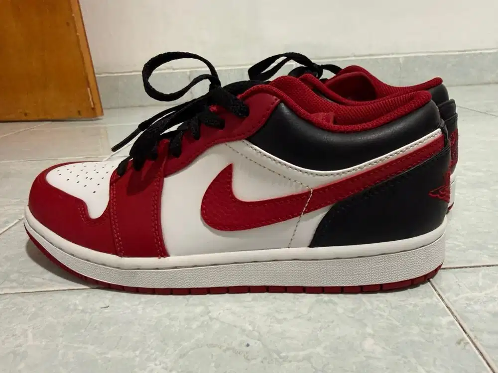 Air jordan 1low
