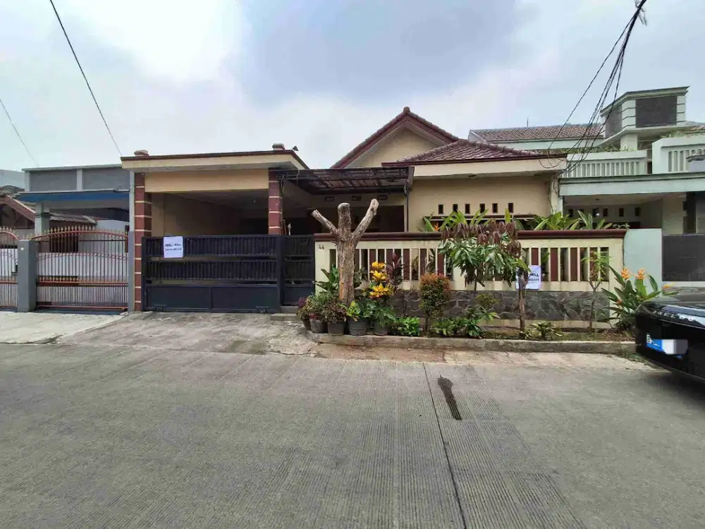 jual cepat rumah luas tanah 231 meter di tangerang. depan pasar mutiara karawaci.