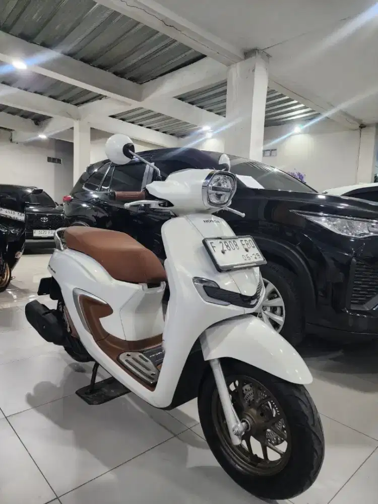 STYLO 160 ABS 2024