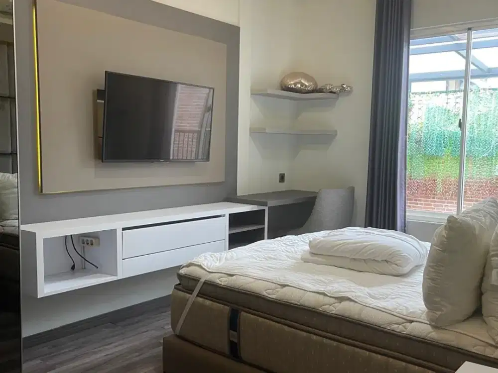 RUMAH SERENIA HILLS LEBAK BULUS 3 KAMAR MANDI DALAM!