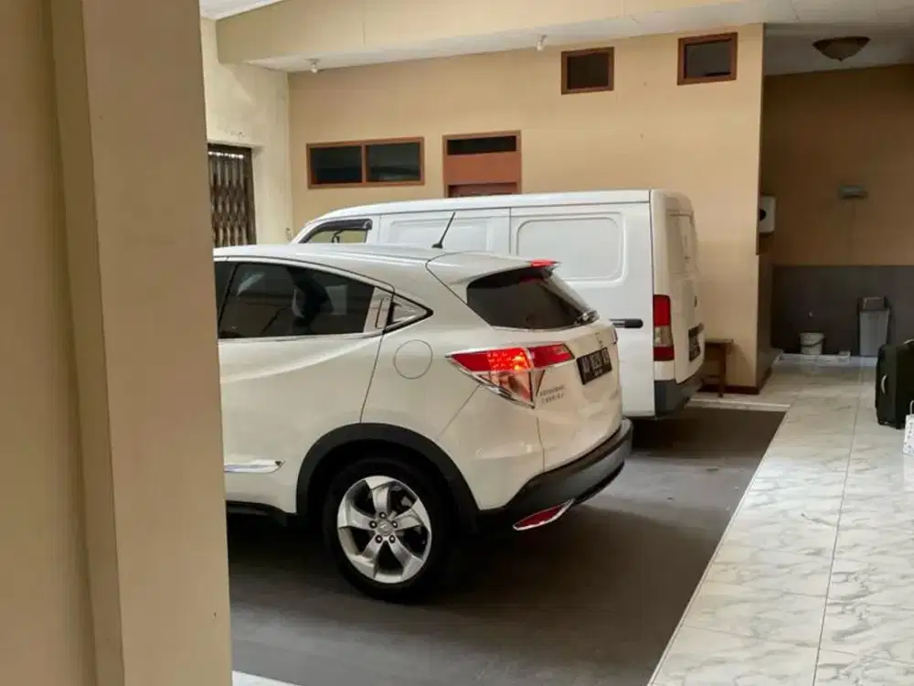 Hunian Eksklusif di Jalan Utama Kota Solo – Fully Furnished