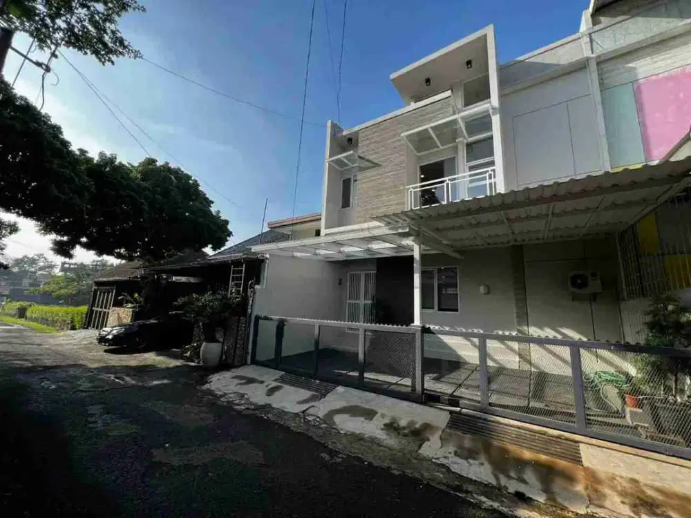 DIJUAL RUMAH DI JL.JOHAR SAYAP RIAU DEKAT JL.MANGGA