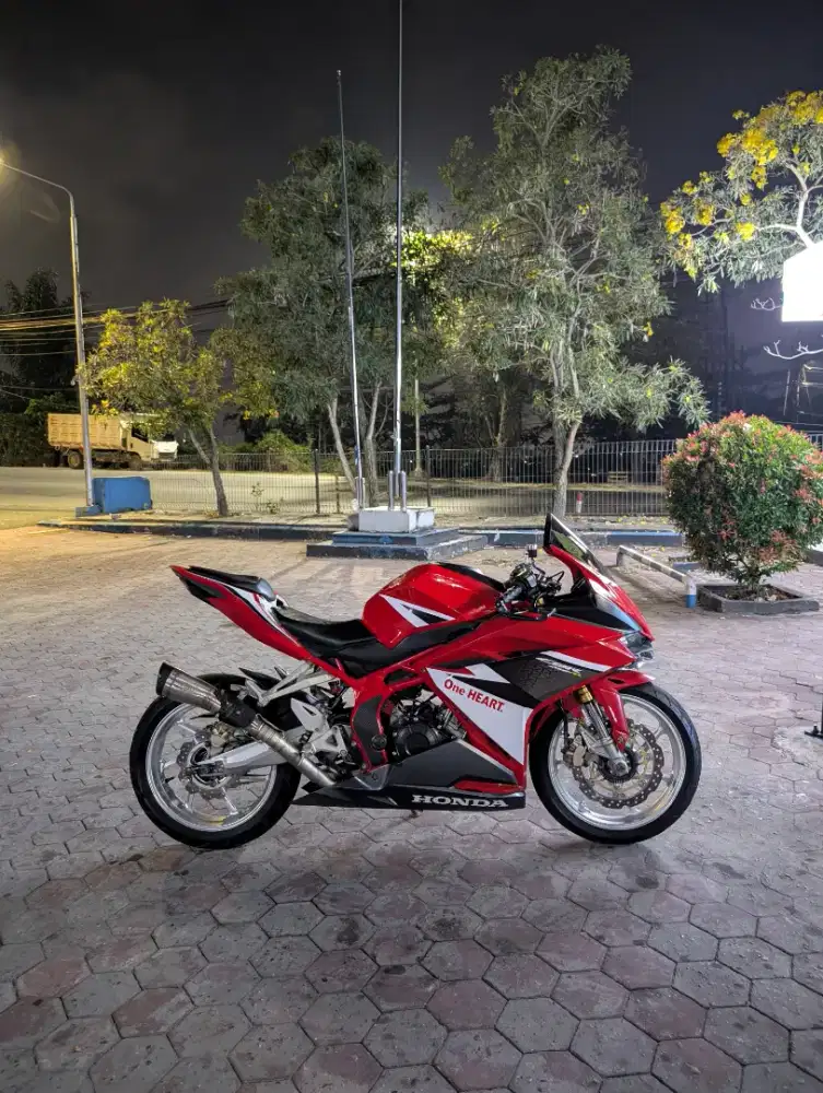 Honda CBR 250rr ABS Red Racing edition Modif