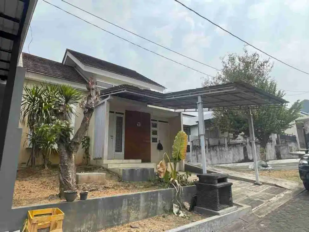 Rumah Hook di Tamansari Hills, Mangunharjo Tembalang, Semarang