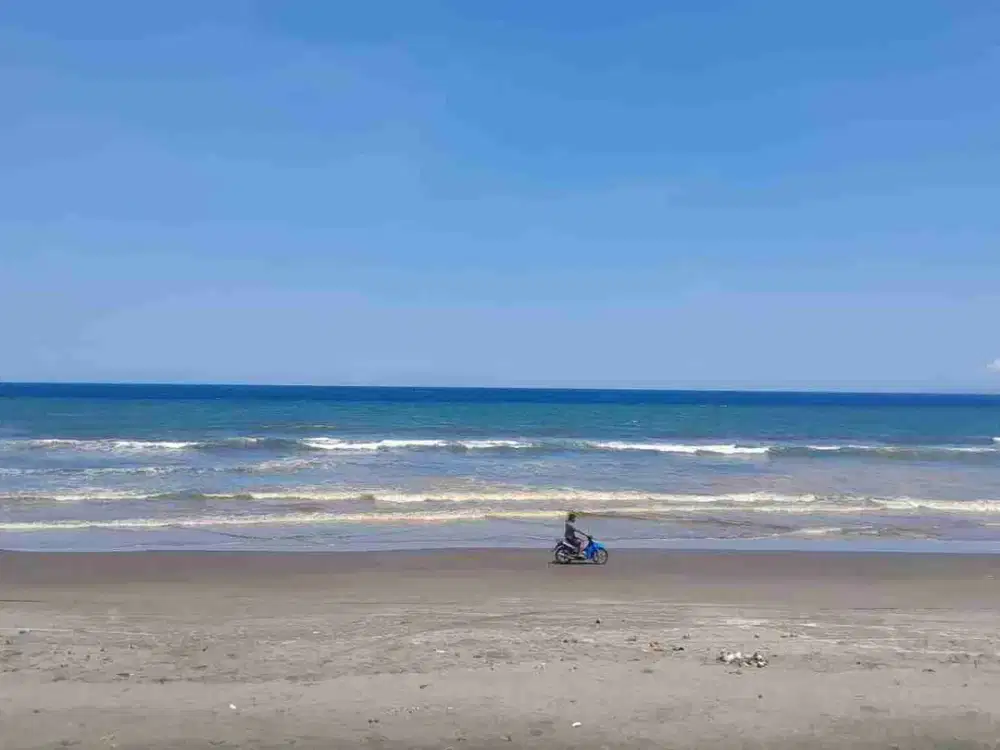 TANAH 20 ARE LOS PANTAI YEH KUNING DELOD BERAWAH JEMBRANA
