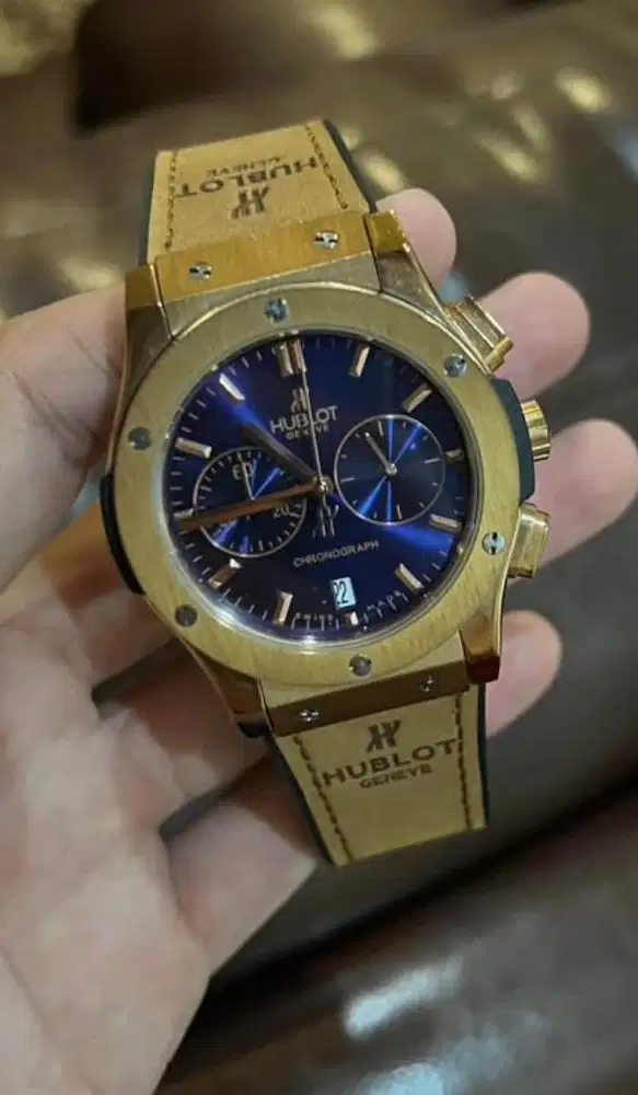 Jam tangan elegan langka