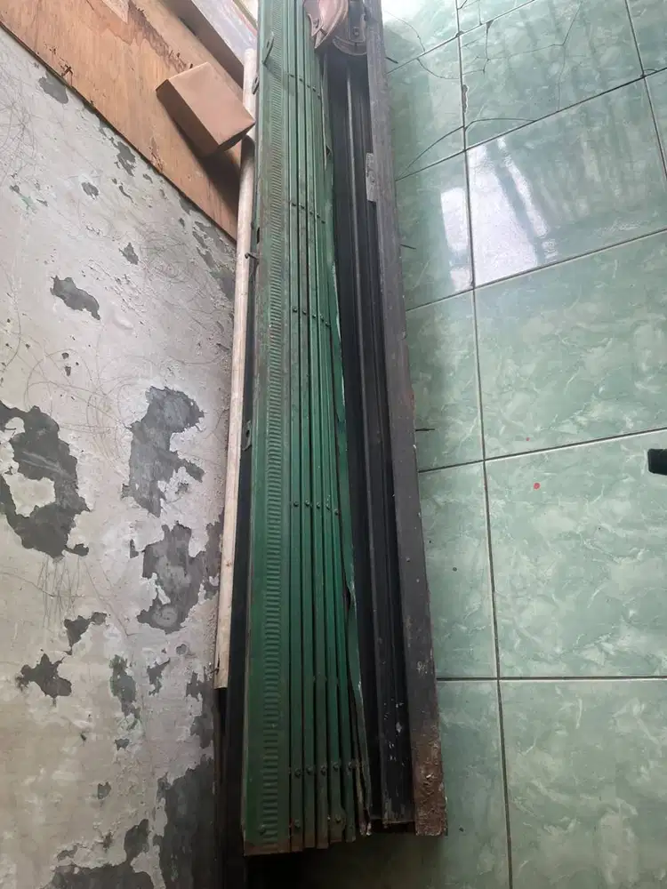Pintu Roring Door Ruko