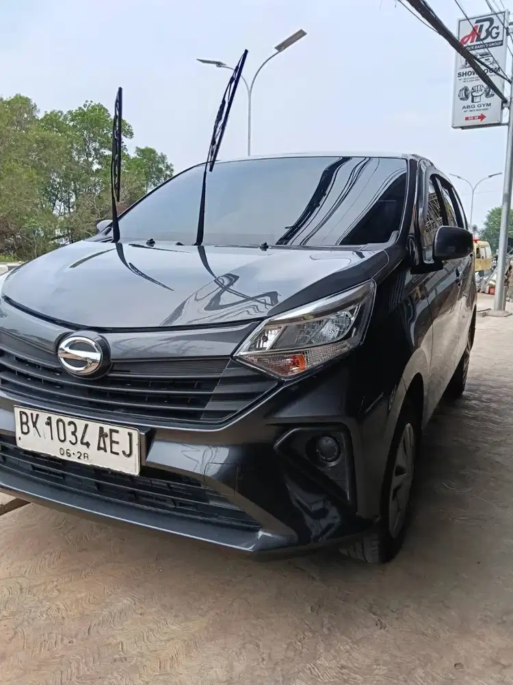 Sigra 1.2 MT 2023