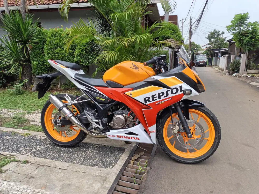 HONDA CBR 150R / CBR FACELIFT TAHUN 2016 REPSOL