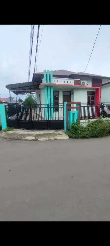 Disewakan rumah minimalis lokasi strategis