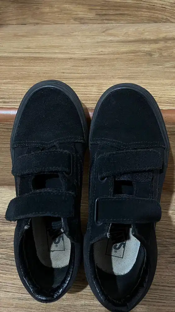 Sepatu Vans ori  size 32.5