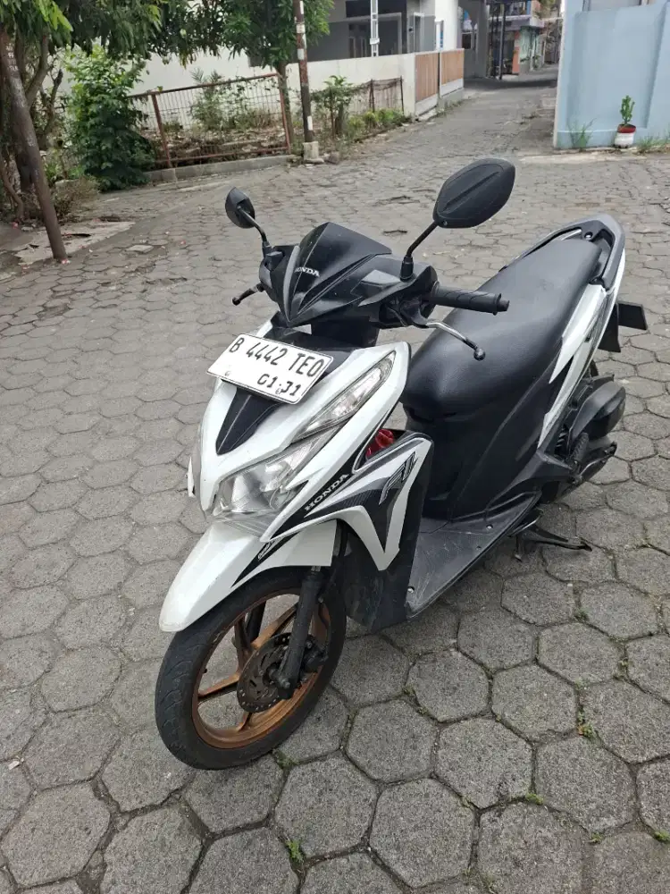 Honda vario 125 KZR th 2015 plat B