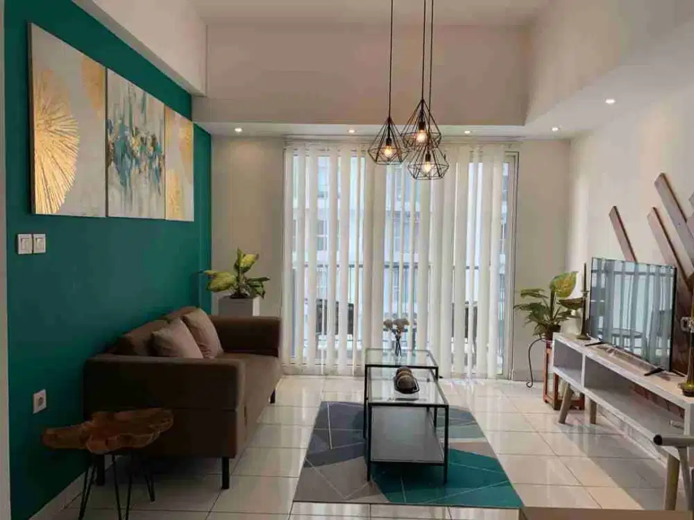 DIJUAL DAN DISEWAKAN APARTEMEN CASA DE PARCO 2 BR UNIT SUDUT/CORNER FULK FURNSIHED CANTIK