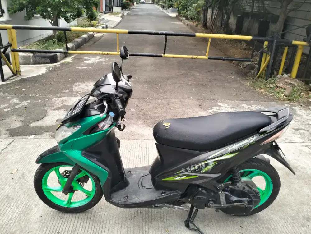 YAMAHA XEON KARBU 2011 MOTOR SEHAT TINGGAL PAKAI LANGSUNG