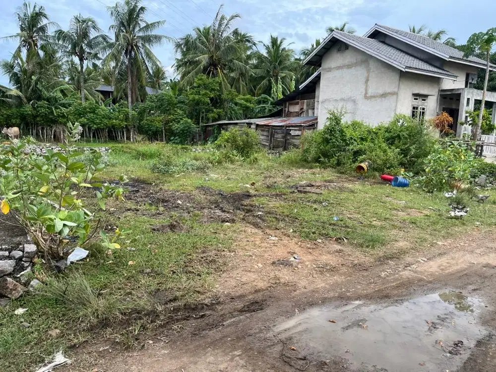 Tanah luas 247.M.gp lamsayuen meunasah mayet lambaro 150.M.jln utama