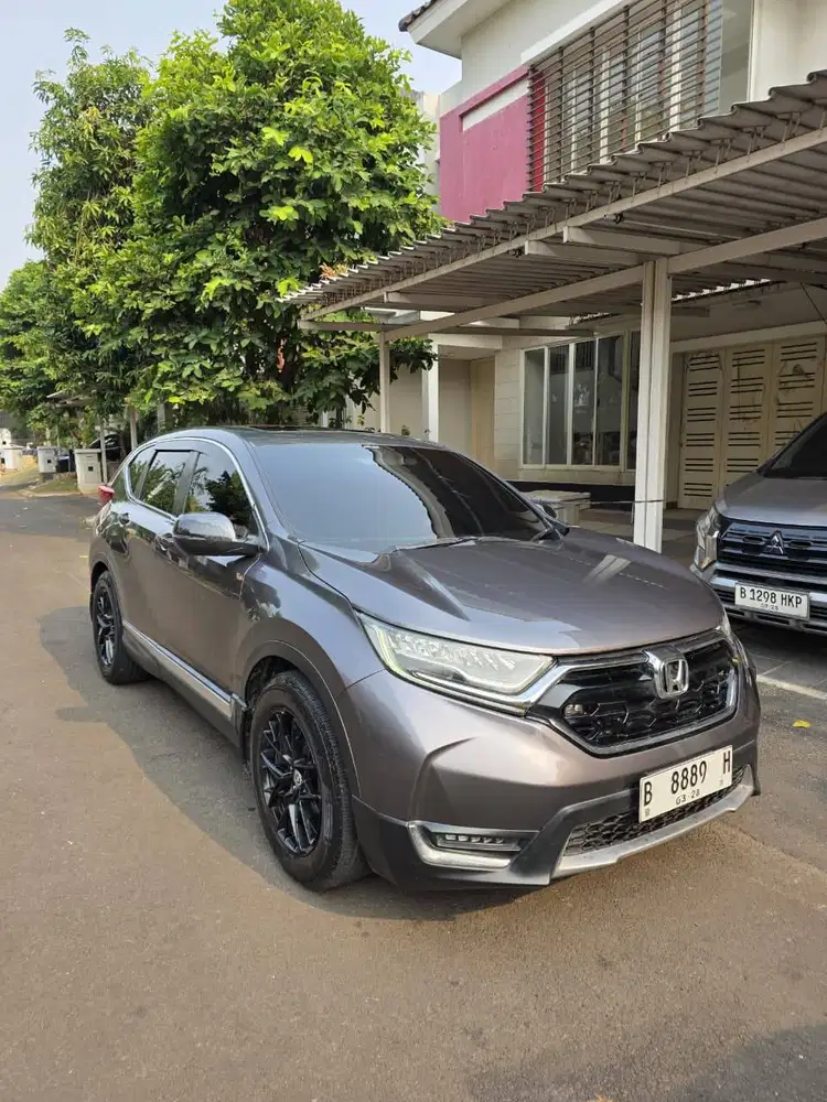 OBRAL! Honda CR-V Prestige Turbo 2017 – Full Peredam, Cuma 255 Juta!