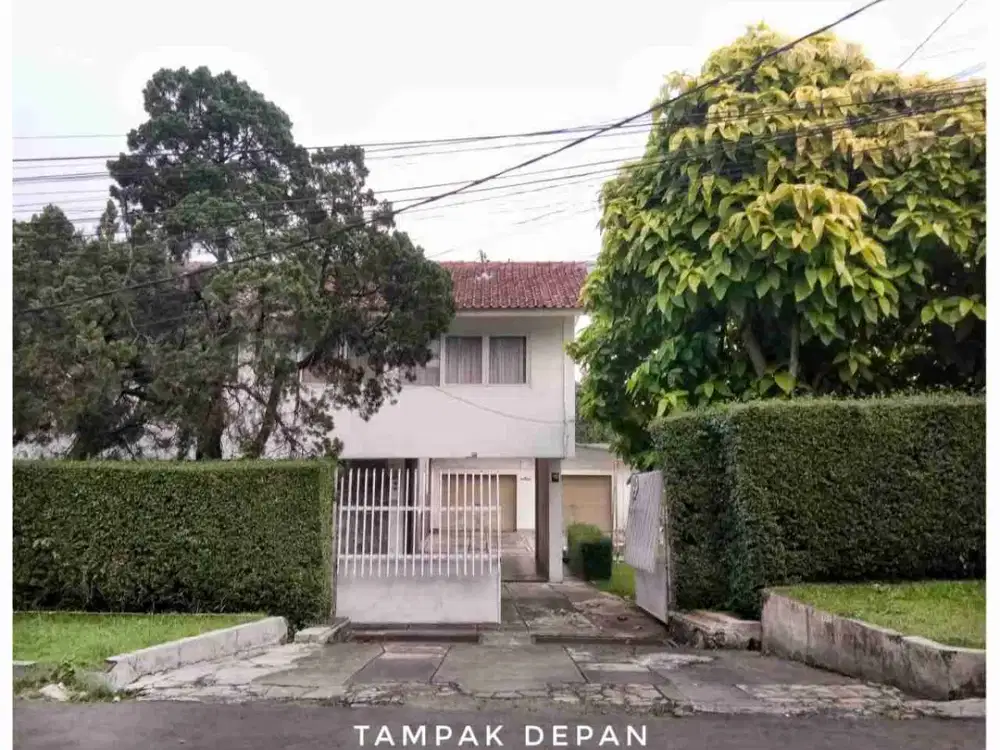 Dijual rumah di jl.sangkuriang dago kota bandung