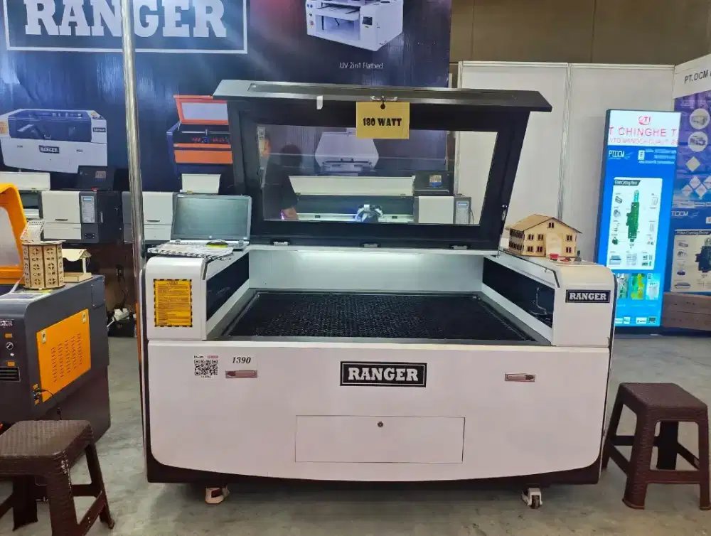 Laser cutting co2 1390 180 Watt