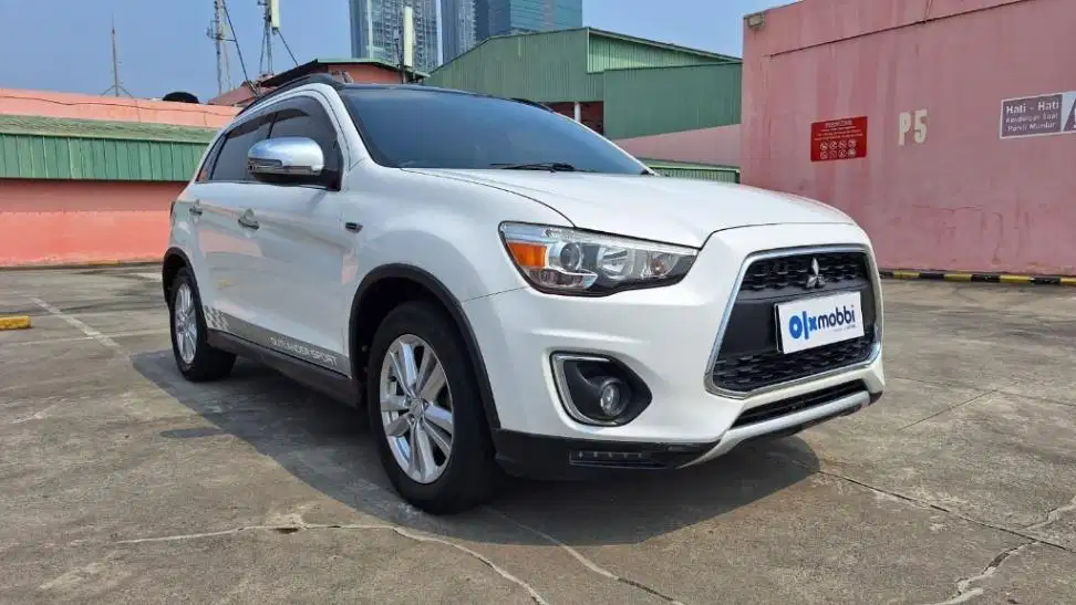 KM Rendah - Mitsubishi Outlander Sport 2.0 PX Bensin-AT 2017