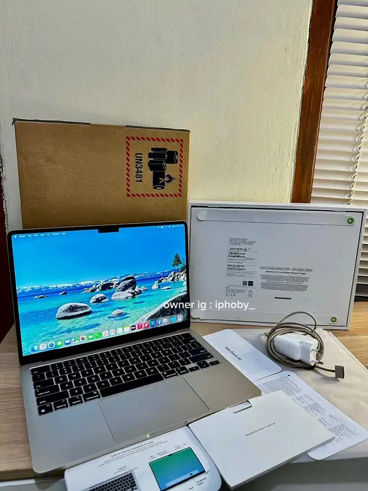 Macbook Air M2 ram 16/256gb Ibox LANGKA nego