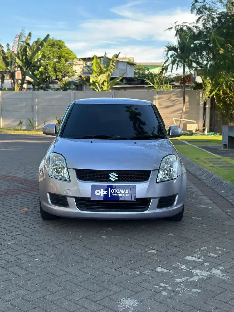 SUZUKI 2012 SWIFT 1.5 MT SILVER MURAH OTOMART 286 KENJERAN