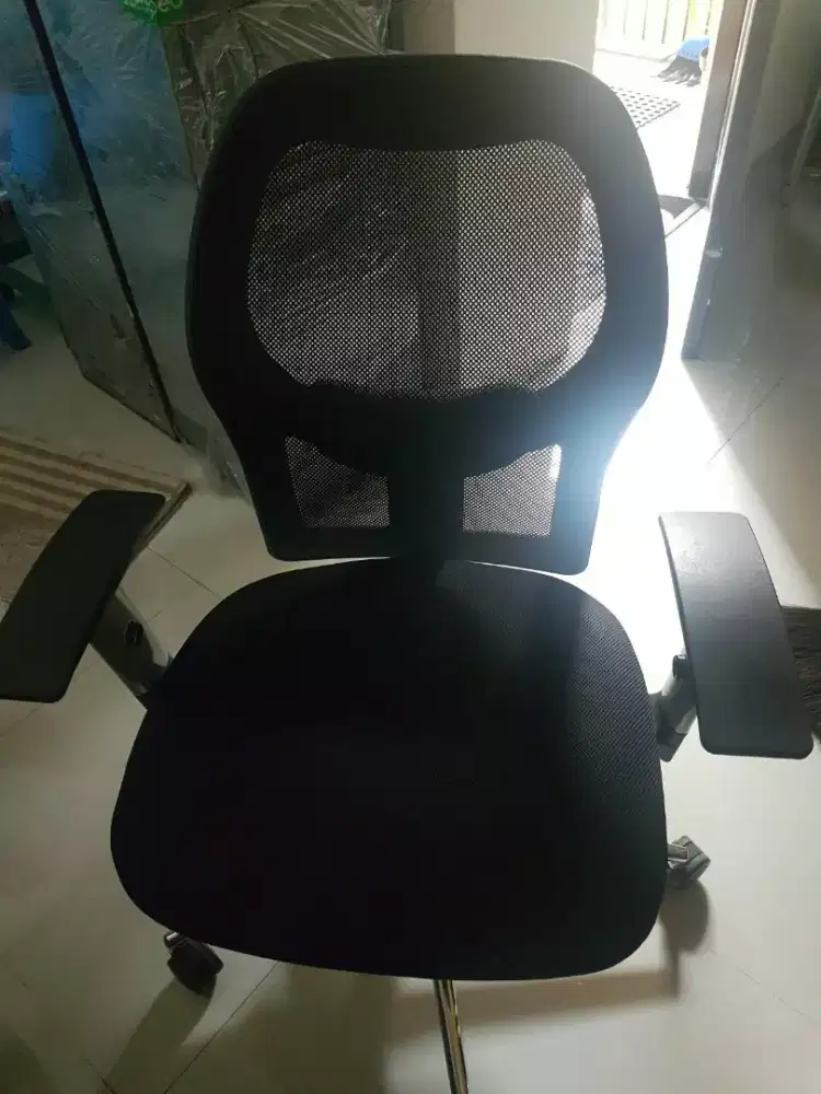 Jual cepat kursi kantor bekas