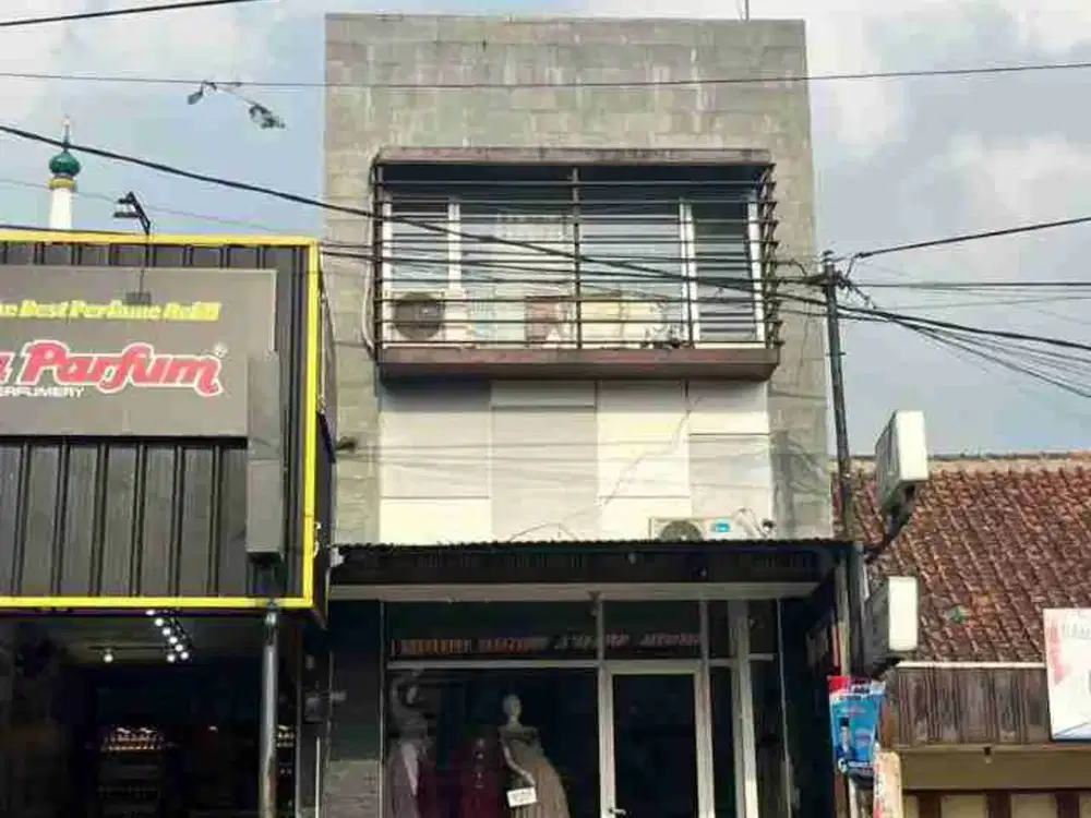 Dijual ruko di jl.raya Ciumbuleuit dago kota bandung