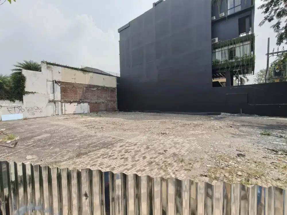 Dijual Tanah Lokasi Sangat Strategis di Raya Dr Sutomo, Surabaya