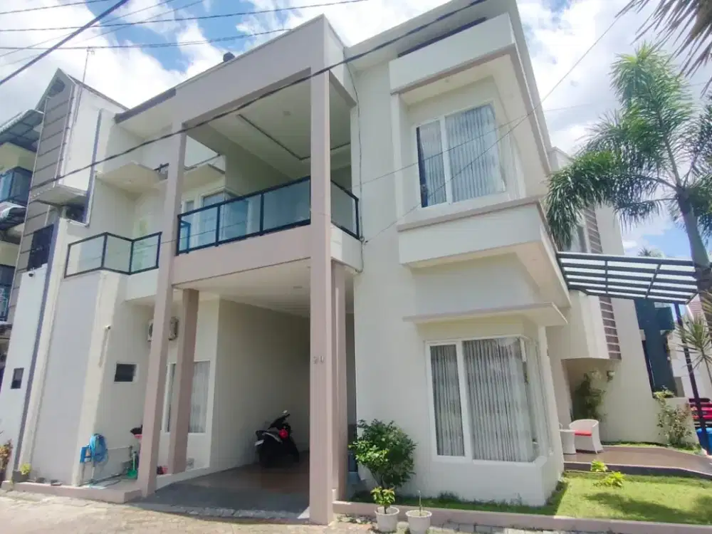 Rumah Mewah Perumahan Papa Hijau Suhat