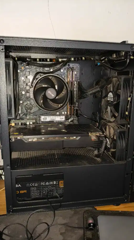 Pc rakitan Ryzen 3 3300x 2x8gb 256nvme