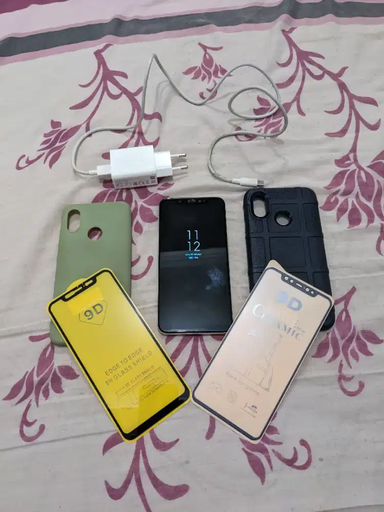 XIAOMI MI 8 PUTIH 128GB