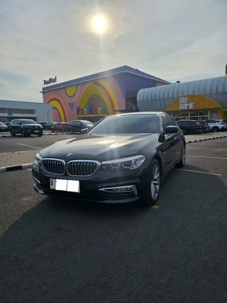 [HARGA CASH] BMW 520i G30 2019 Sedan