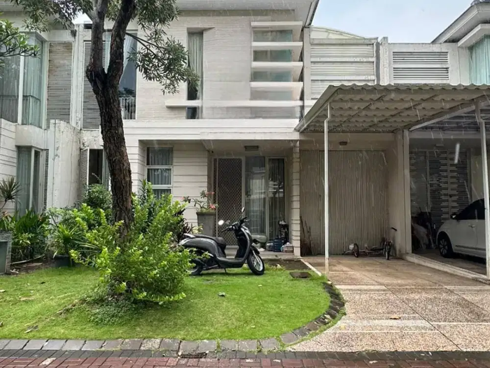 Rumah Palm Beach Pakuwon City*Minimalis*Hadap Timur*Listrik 7700Watt