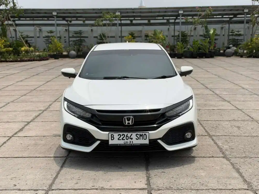 Civic putih 2018‼️Civic hb putih 2018‼️Civic turbo E Hb Putih 2018