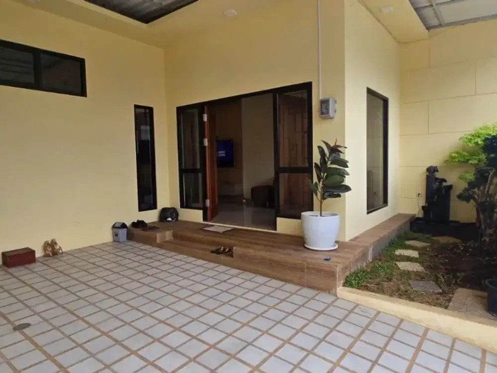 Rumah cantik full furnish di Kota Harapan Indah Bekasi