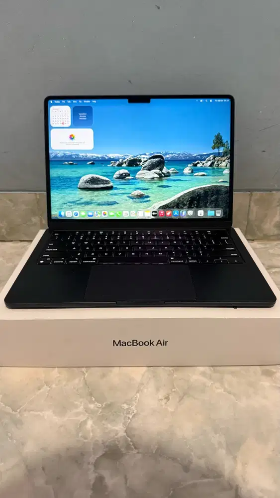 Macbook Air M3 8/256 13 Inch Resmi