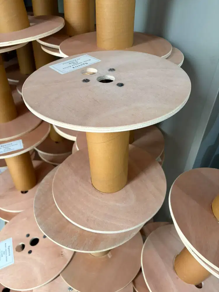 Bonbin Kayu bekas kabel RG6