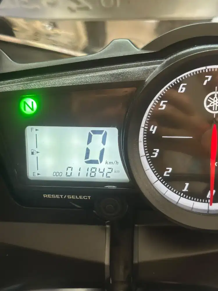 Yamaha R15 V2 155cc Tahun 2015 Anugerah Motor Pucang