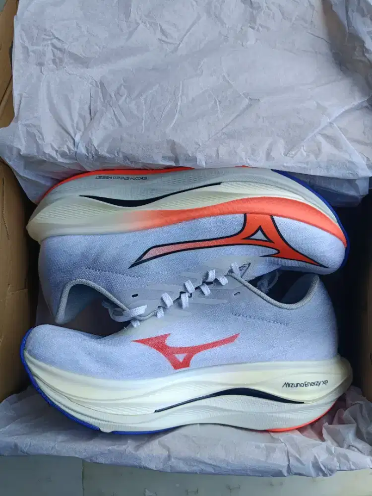 Sepatu running mizuno wave rebellion flash 3 new